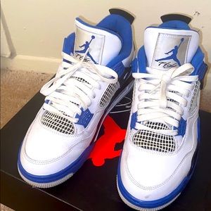 Jordan 4 retro